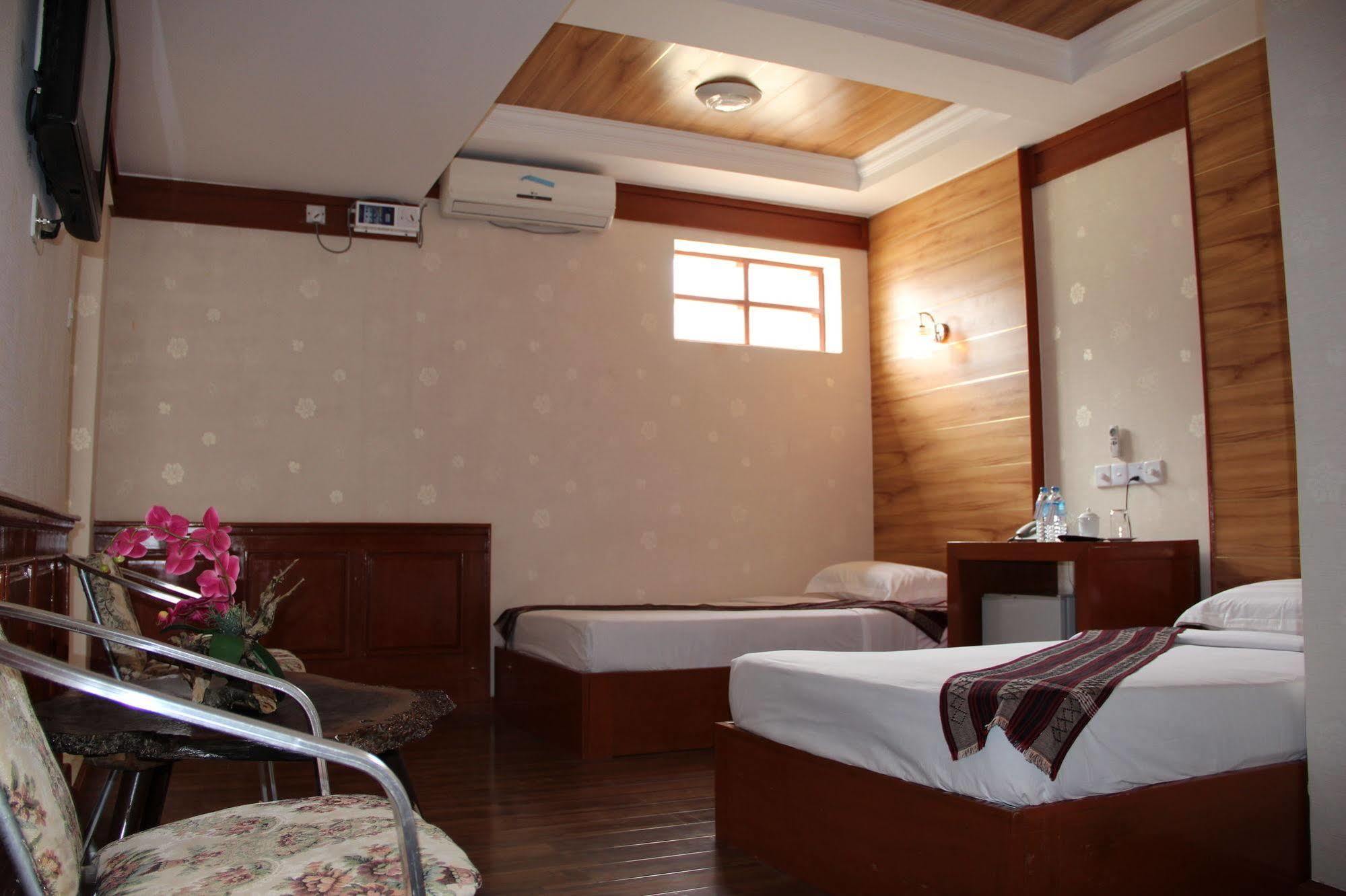 Green Land Motel Bagan Exterior foto
